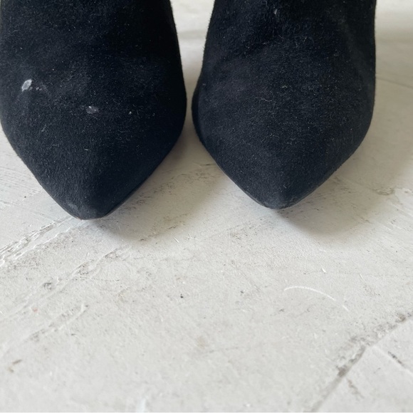 Jimmy Choo Black Velvet Boots With Pom Pom Size EU 38.5 US 8 - Picture 15 of 16